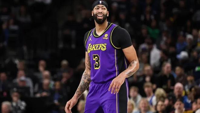 终于来了！广东队可能挖走“三冠内线”，朱芳雨又要出手了？