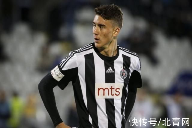 爆冷，1.6秒3分压哨绝杀，布克带领太阳队108-105战胜雷霆队